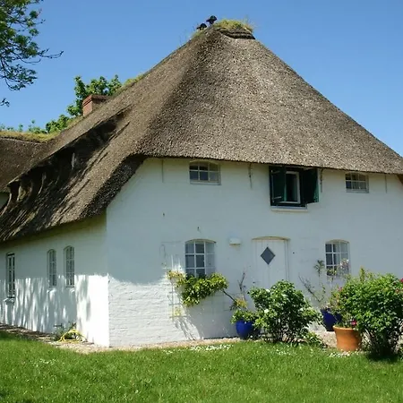Holiday home Poppenbuell Thatched House Osterhever