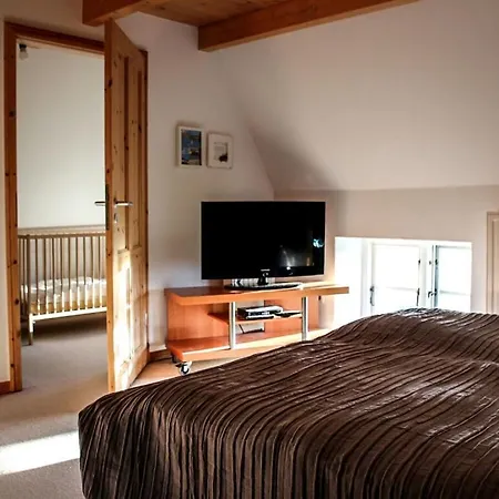 Holiday home Poppenbuell Thatched House *